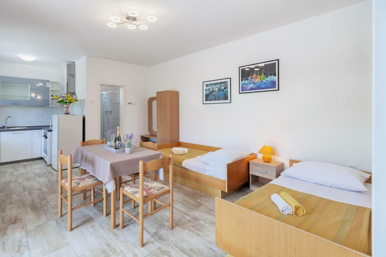 פרמנטורה Apartment Ema מראה חיצוני תמונה