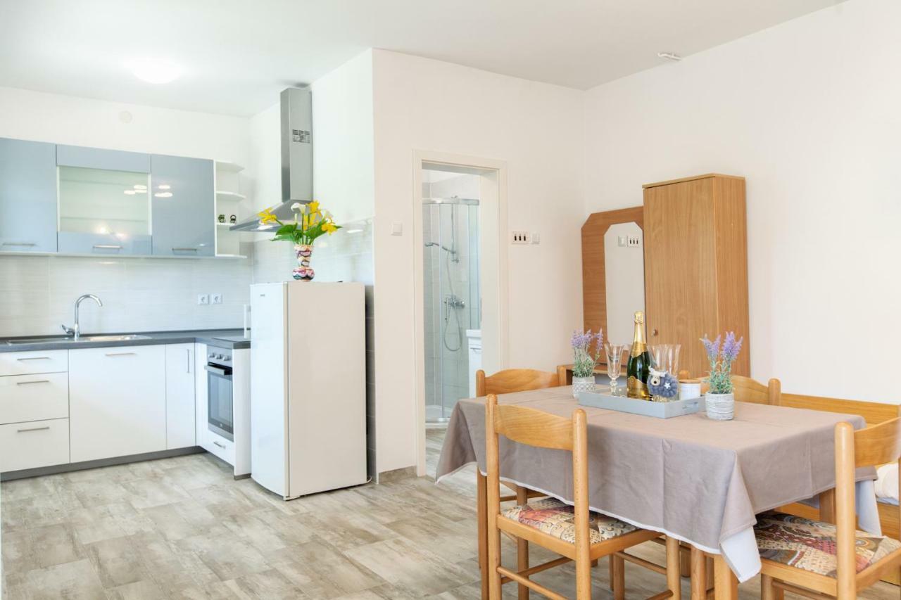 פרמנטורה Apartment Ema מראה חיצוני תמונה